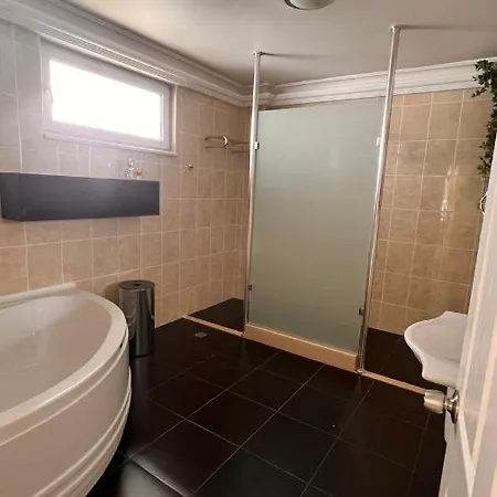 Goldcity Luxury Private Pool 3+1 With Free Aquapark Villa *
